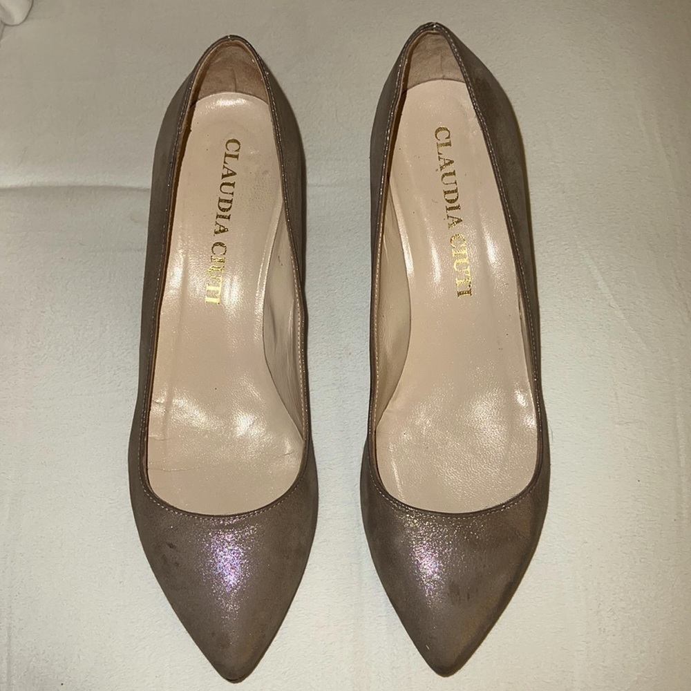 Claudia Ciuti vintage slight metallic tan kitten heel pumps‎ Sz 9 N